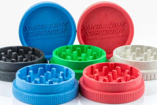 Santa Cruz Shredder Medium 2 Piece Hemp Grinder (24 pc)