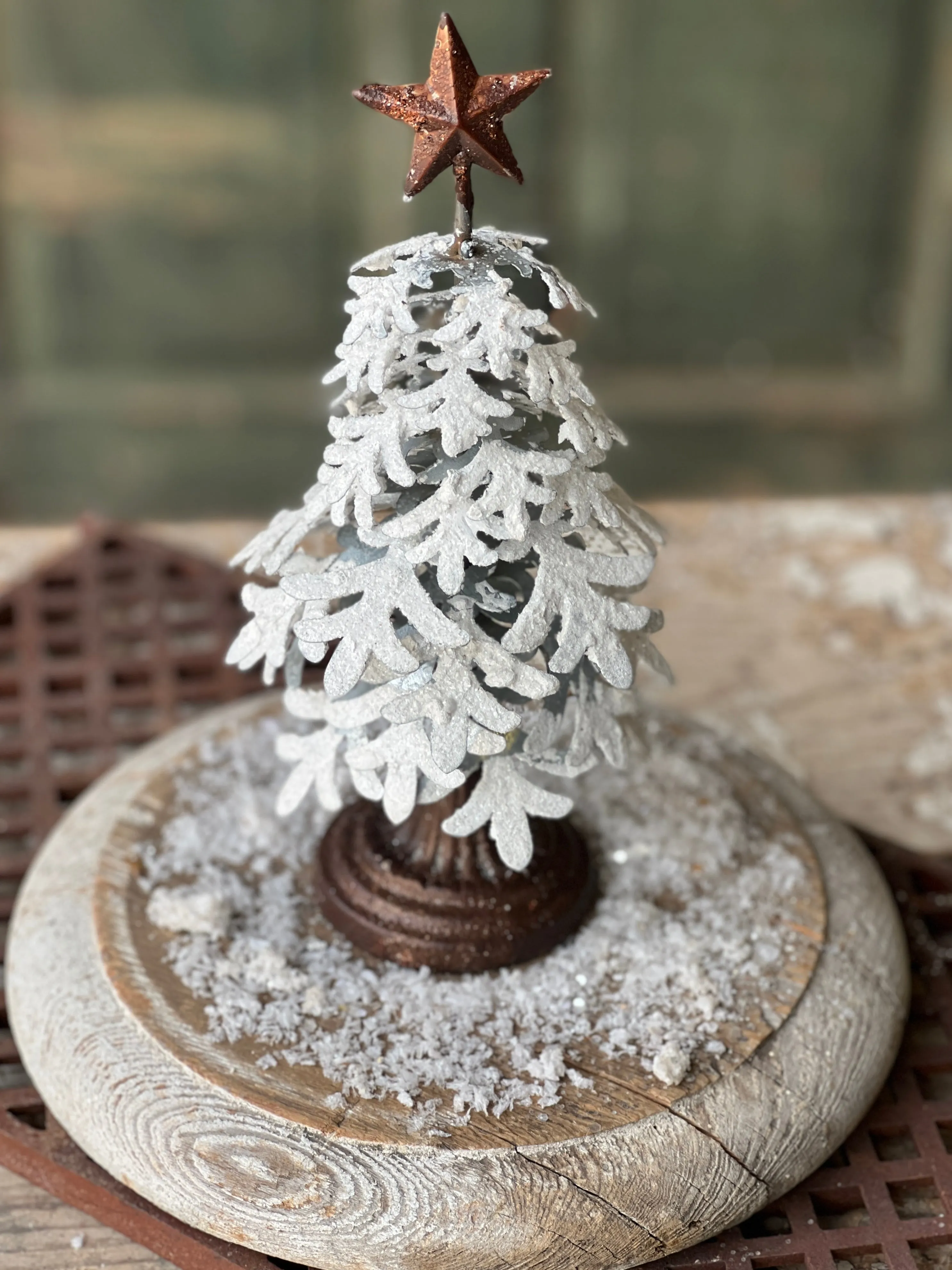 Snowy Christmas Tree | 10"